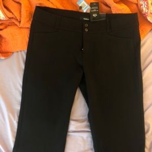 Torrid sz 22T black pants, NWT